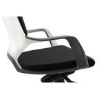 Ergonoomiline tool Apollo valge lähedalt