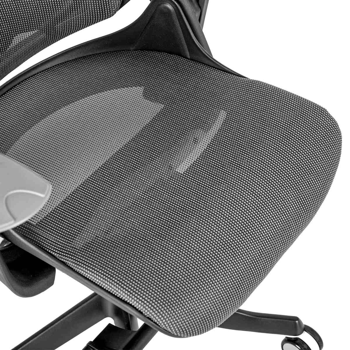 Ergonoomiline tool Wau must NW41 istmest